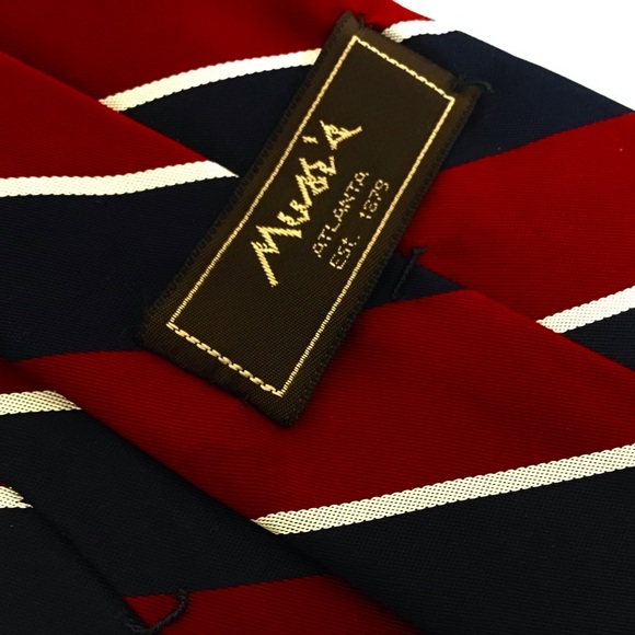 Vintage Countess Mara Silk Tie - Picture 3 of 5